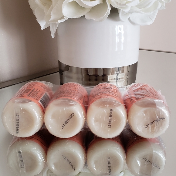 Shea Moisture Curl & Shine Shampoo Sealed 4 pack🧡 - Picture 2 of 3